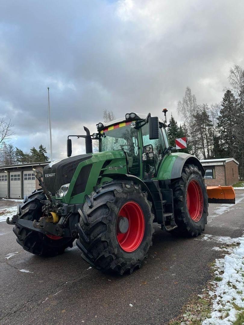 Fendt 828 VARIO Traktorit