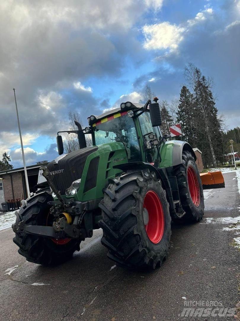 Fendt 828 VARIO Traktorit