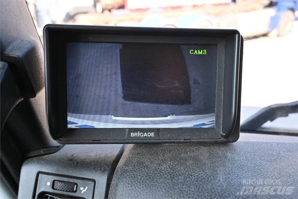 Iveco 140E Umpikorikuorma-autot