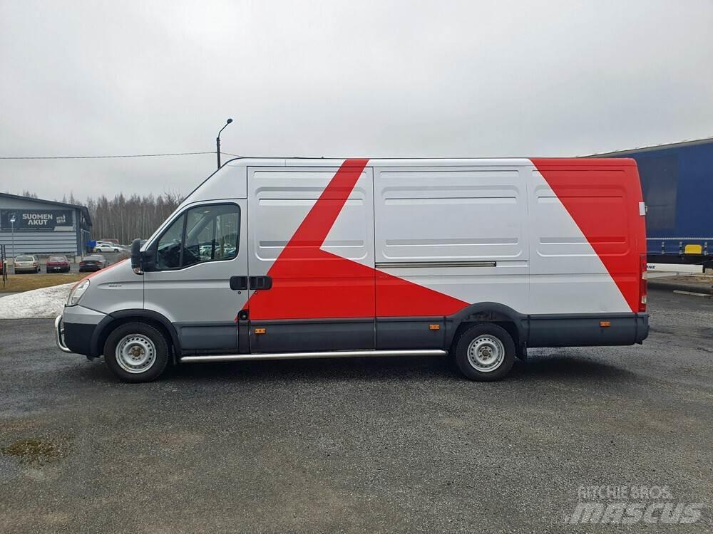 Iveco 35S17 Pakettiautot