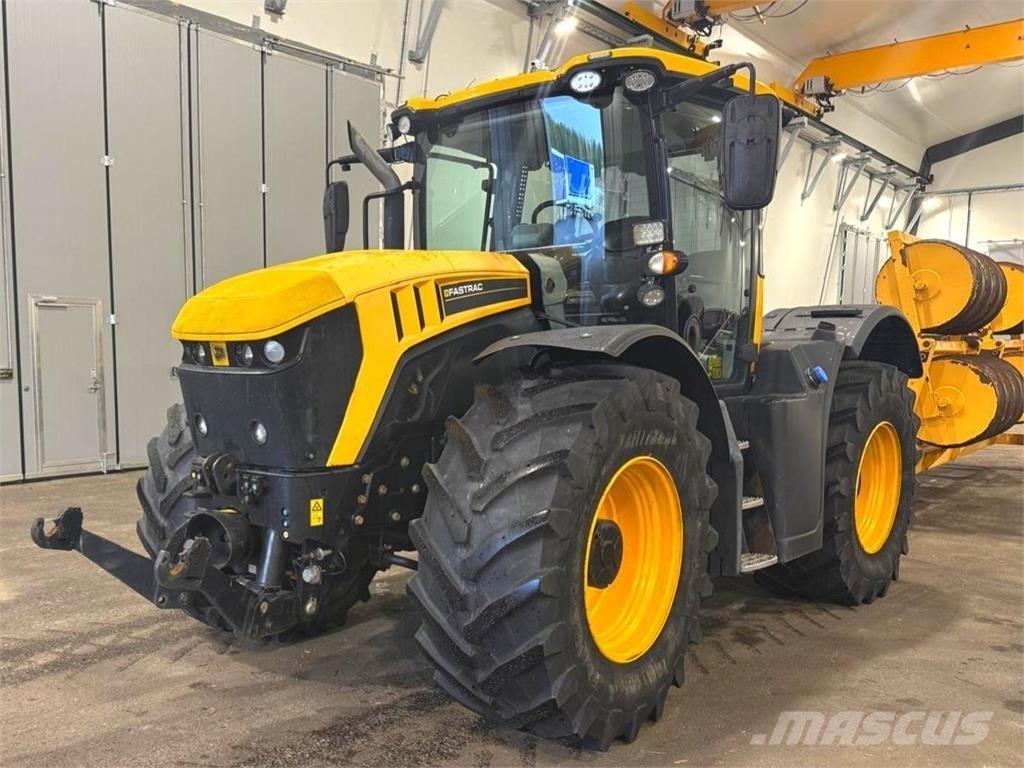 JCB Fastrack 4220 Traktorit