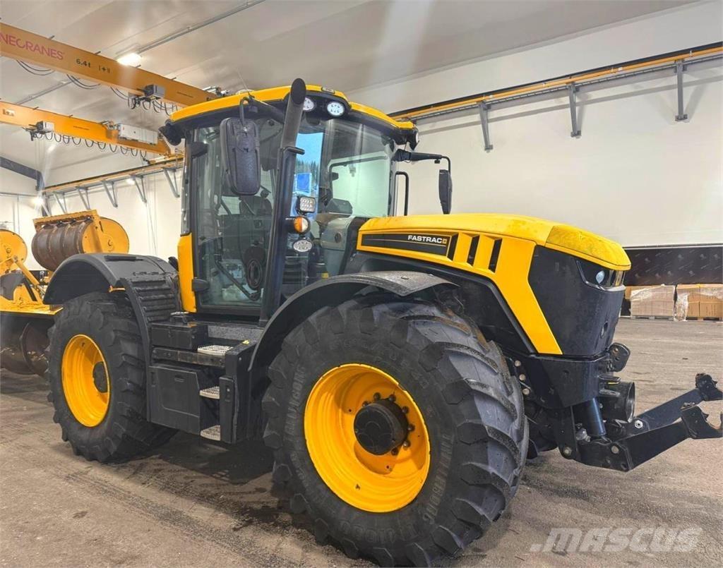 JCB Fastrack 4220 Traktorit