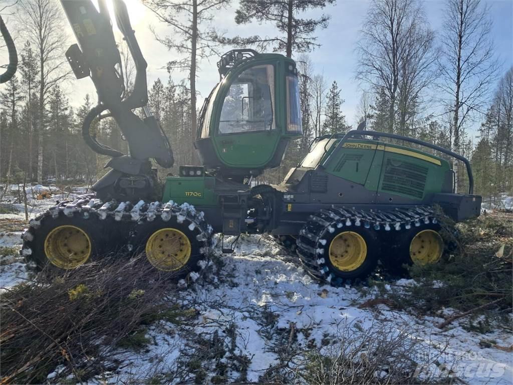 John Deere 1170 G Harvesterit