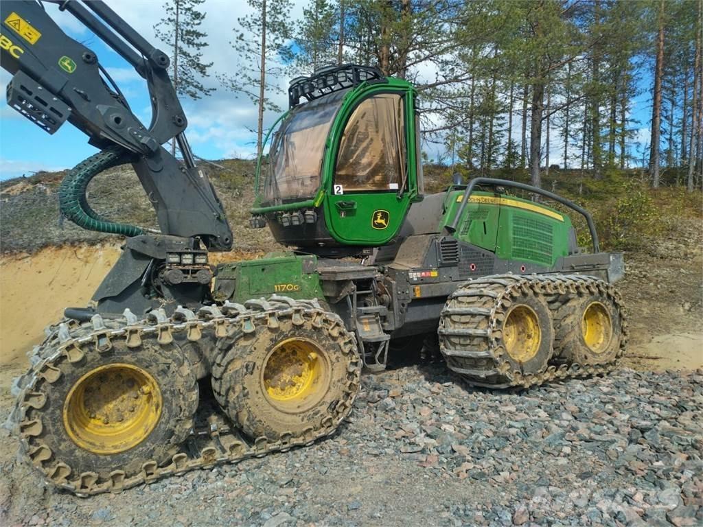 John Deere 1170G Harvesterit