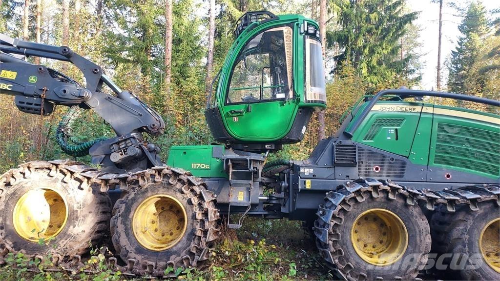 John Deere 1170G Harvesterit