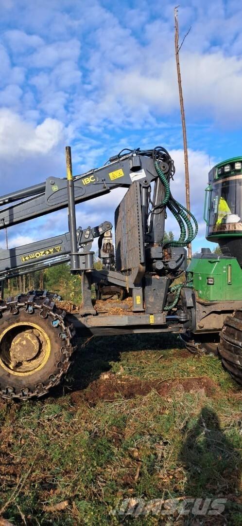 John Deere 1210G Kuormatraktorit