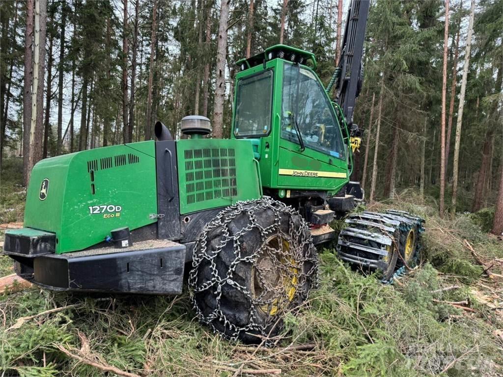 John Deere 1270D Harvesterit
