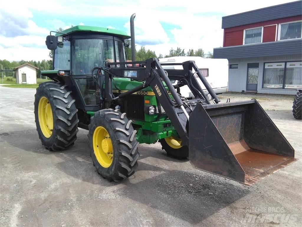 John Deere 2650 Traktorit
