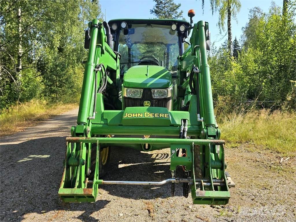 John Deere 5058E Traktorit