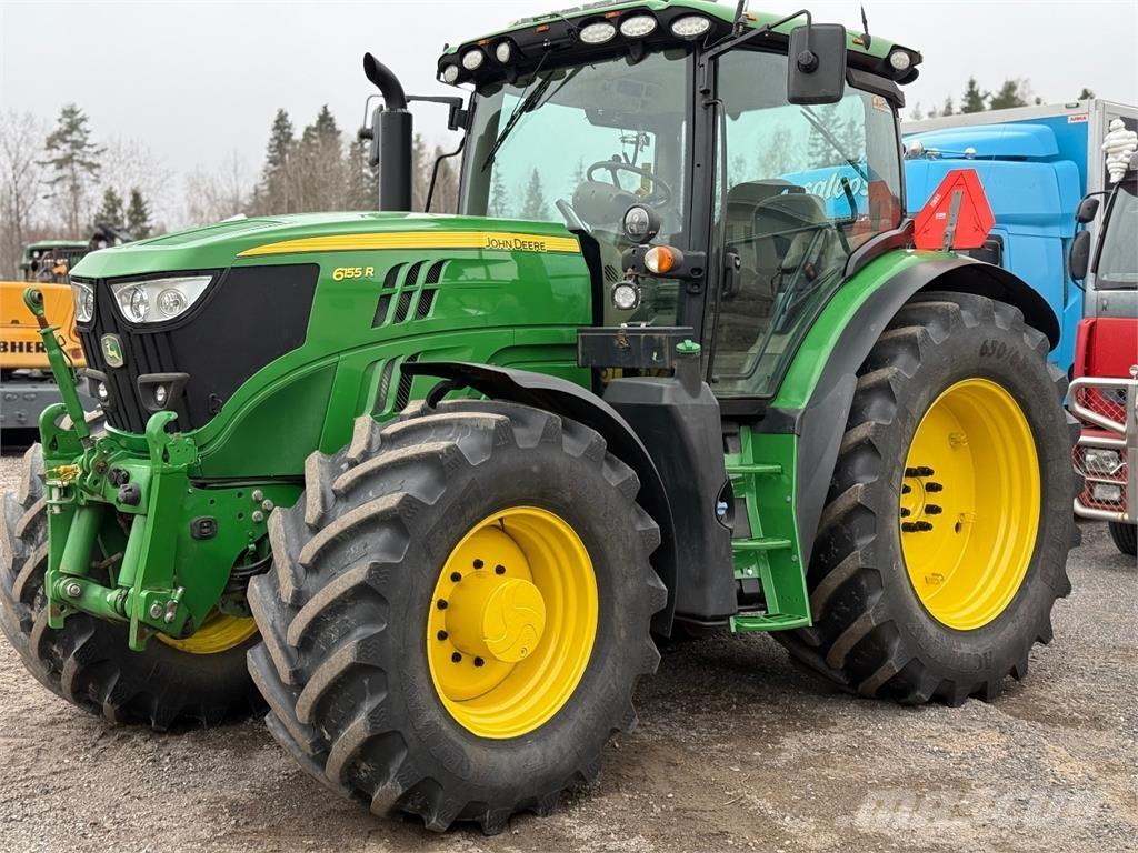 John Deere 6155R Traktorit