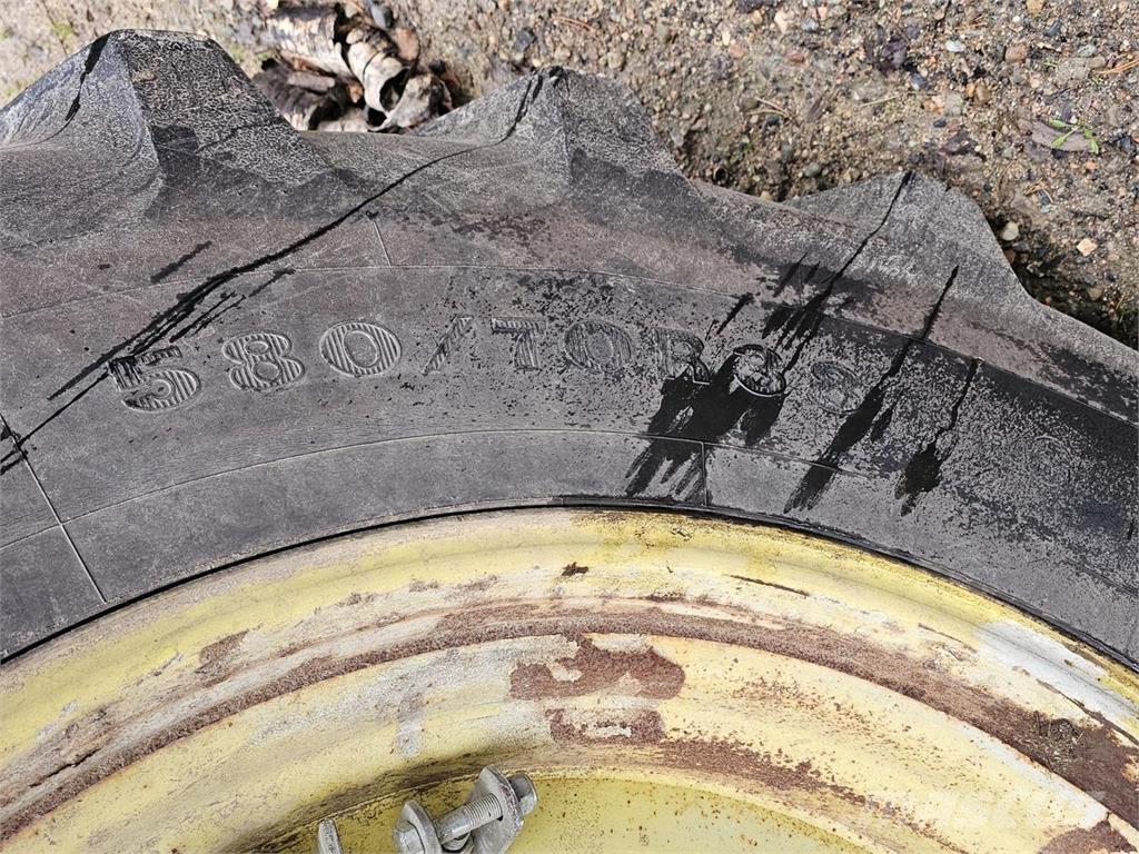 John Deere 6800 Traktorit