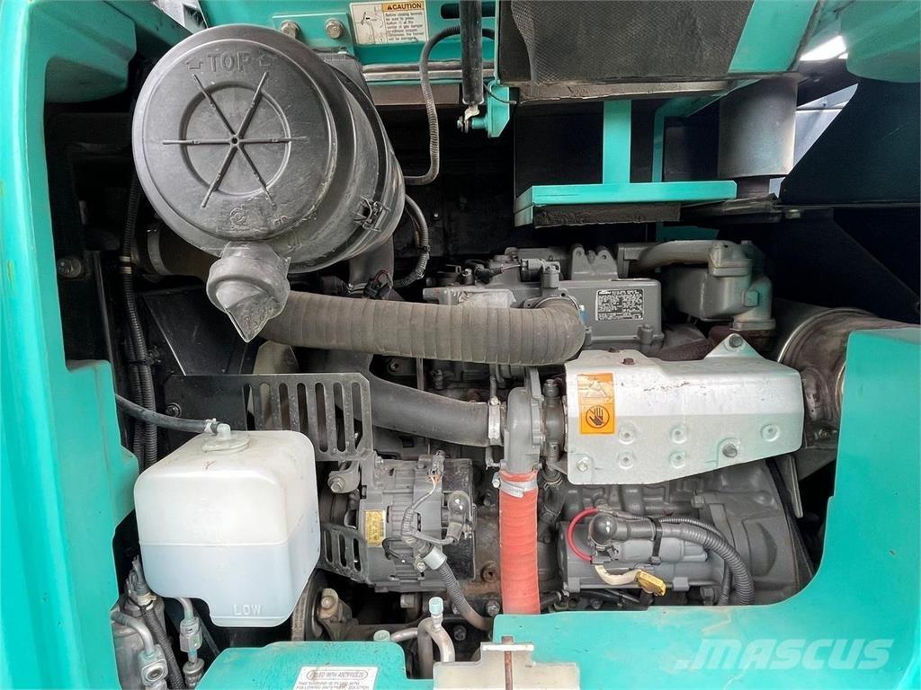 Kobelco SK75SR Midikaivukoneet 7t - 12t
