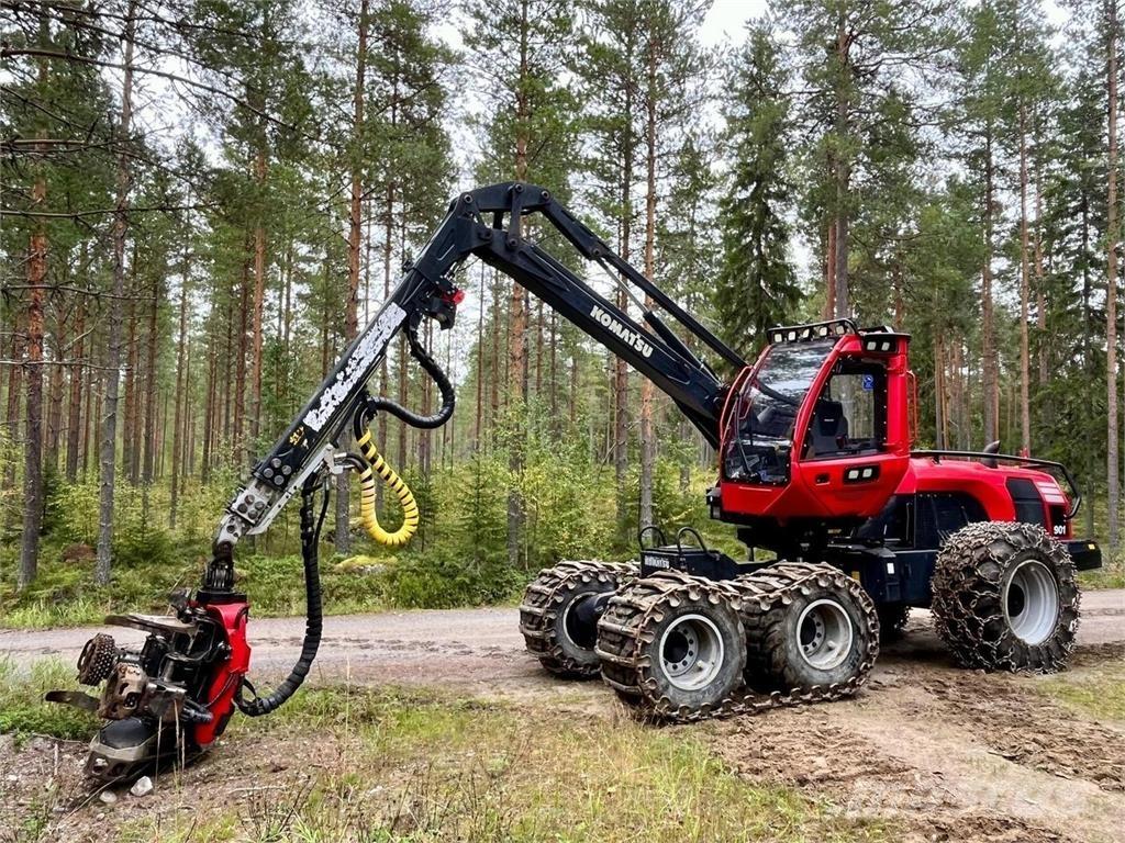 Komatsu 901 Harvesterit