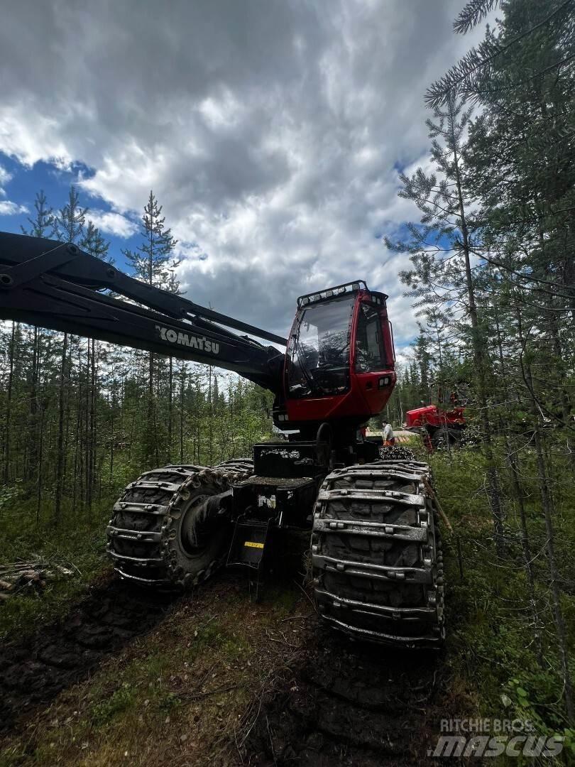Komatsu 901 XC Harvesterit