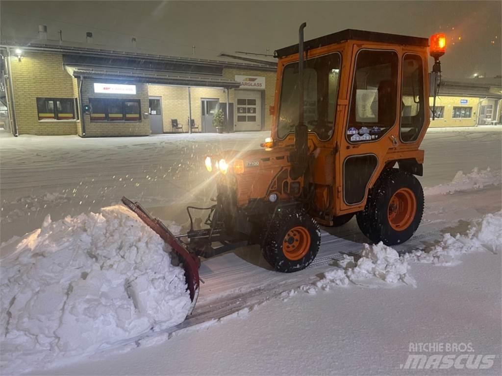 Kubota B 1700 4*4 Muut ympäristökoneet
