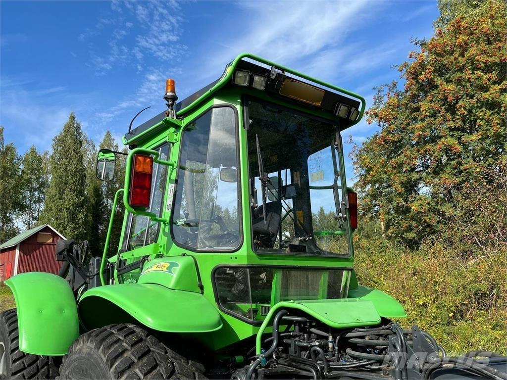 Lännen 860S Kaivurikuormaajat
