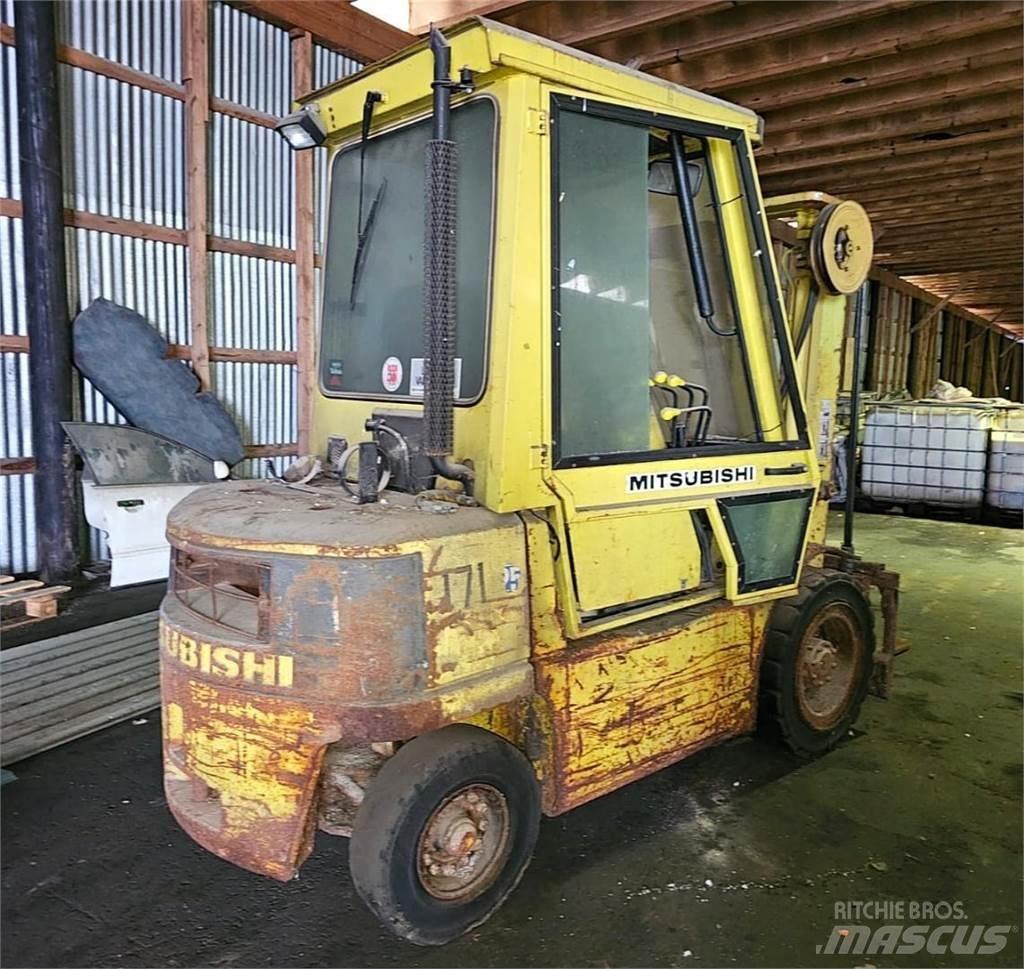 Mitsubishi FD25 Dieseltrukit