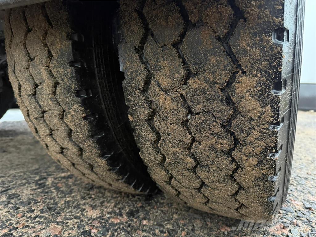 Närko 9m3 Säiliöperävaunut