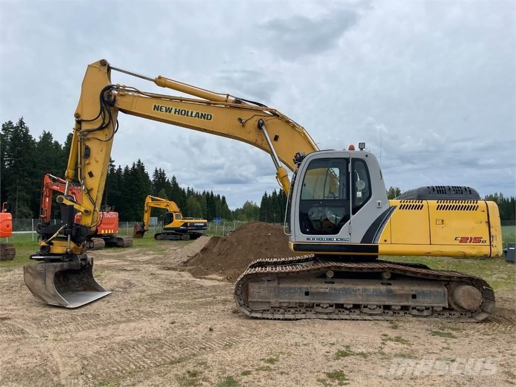 New Holland E215B Telakaivukoneet