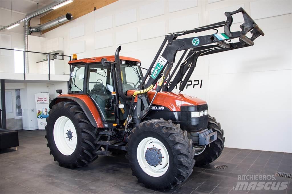 New Holland M135 Traktorit