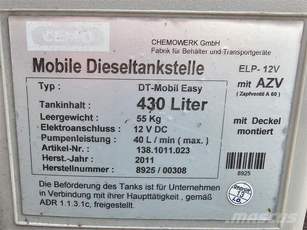  Polttoainesäiliö Säiliöt