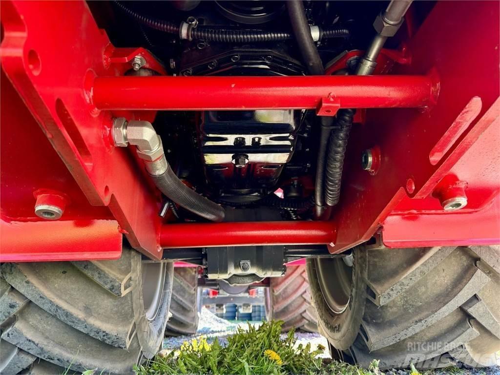 QuattroX QX-850 Pienkuormaajat