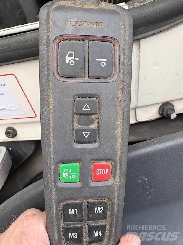 Scania G360 Umpikorikuorma-autot