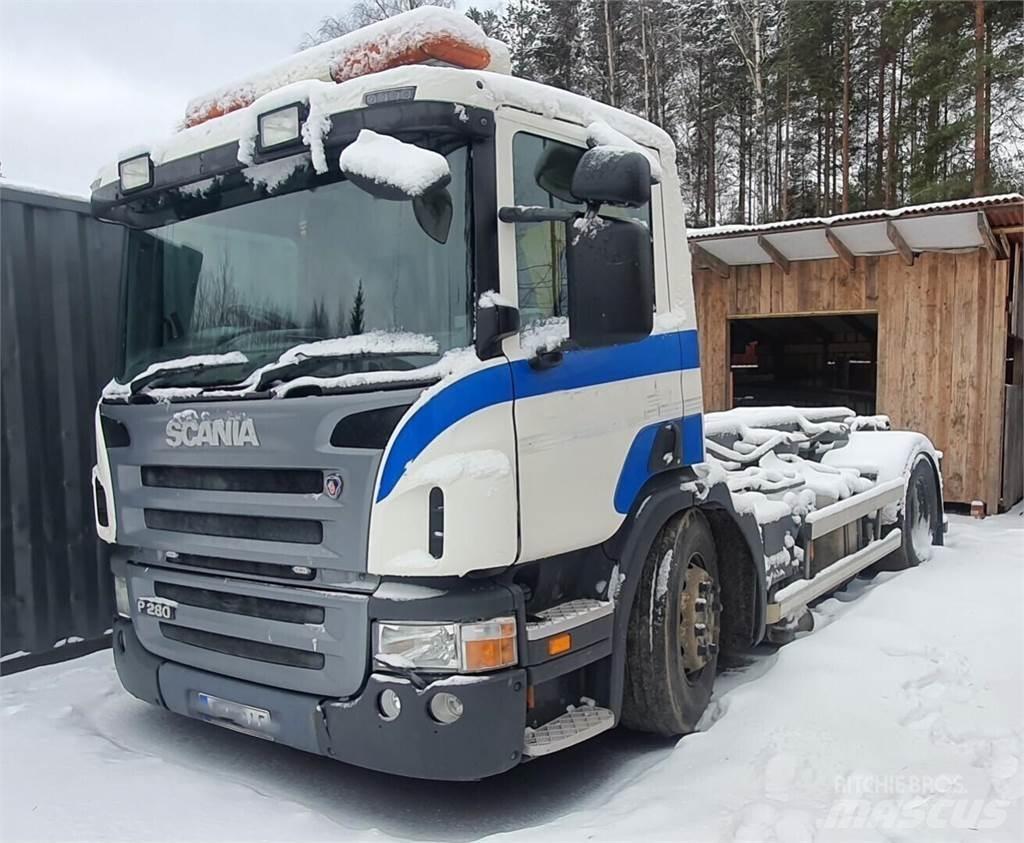 Scania P 280 Koukkulava kuorma-autot