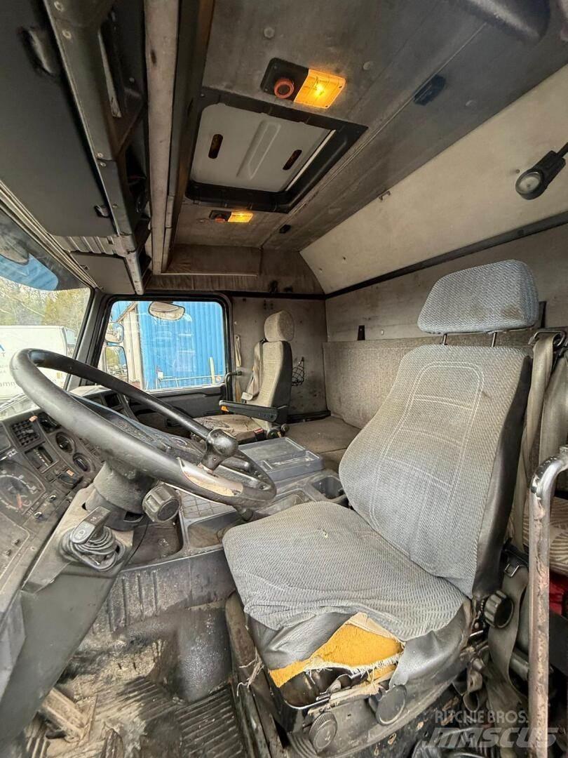 Scania R 143 8x2 Autonkuljetusautot
