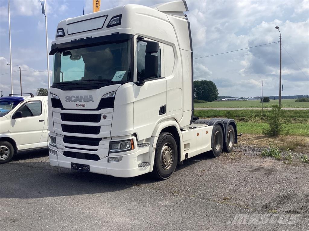 Scania R 540 Vetopöytäautot