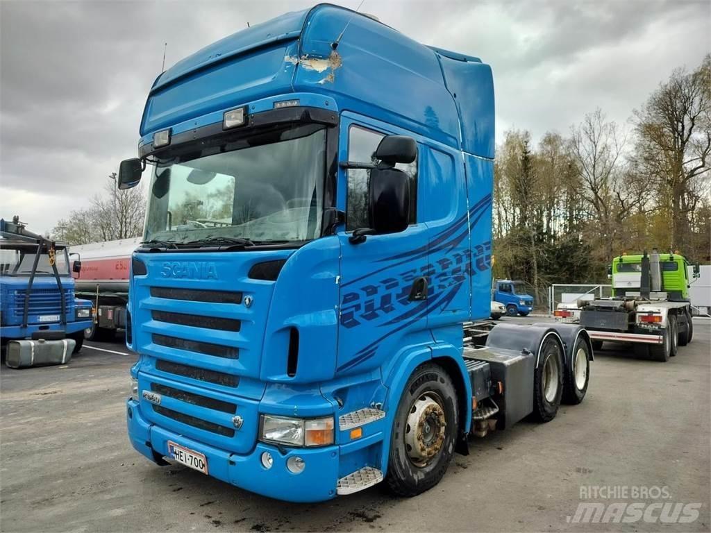 Scania R 560 6X2 Vetopöytäautot