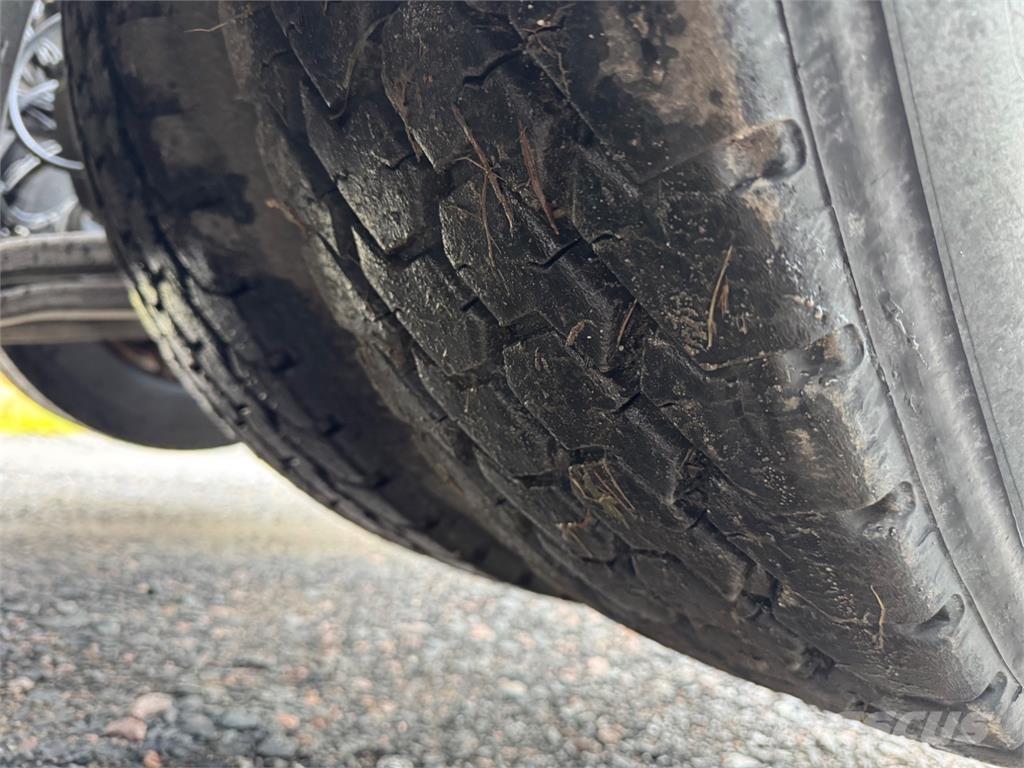 Scania R560 Vetopöytäautot