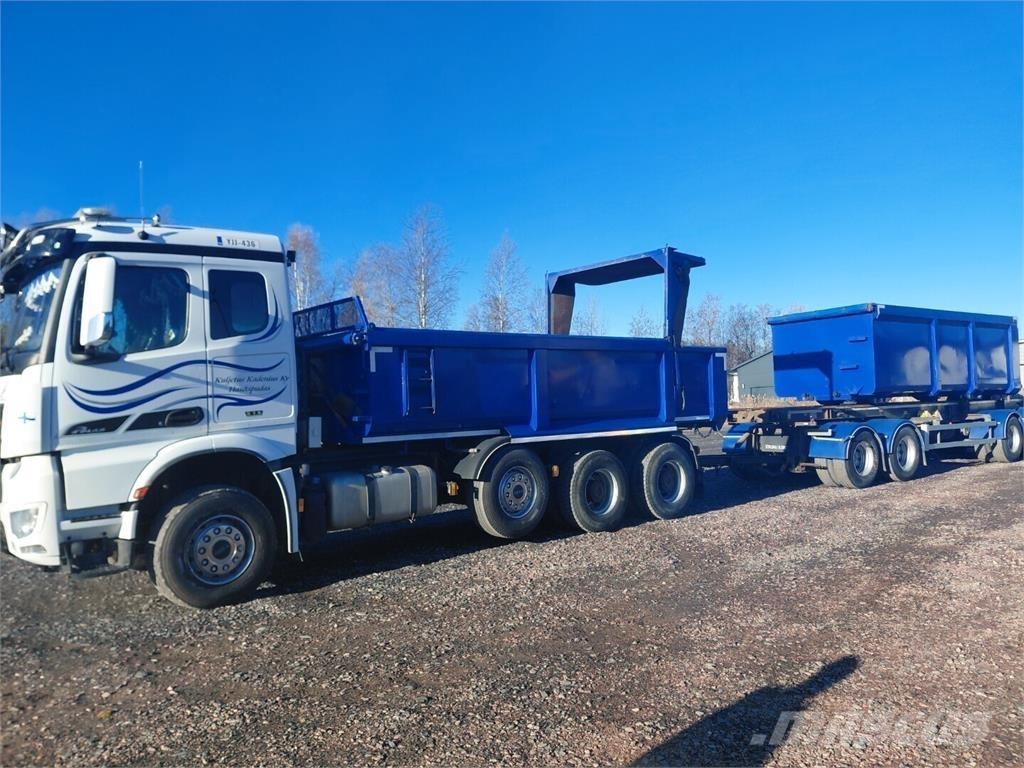 Sisu CM16M 8x4 Sora- ja kippiautot