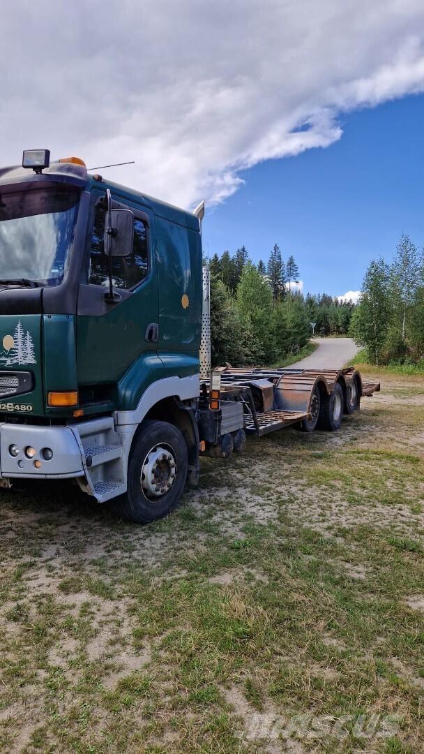 Sisu E12M Autonkuljetusautot