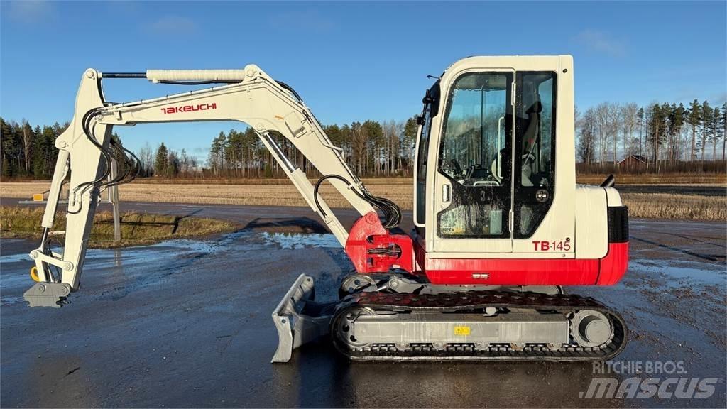 Takeuchi TB145 Minikaivukoneet < 7t