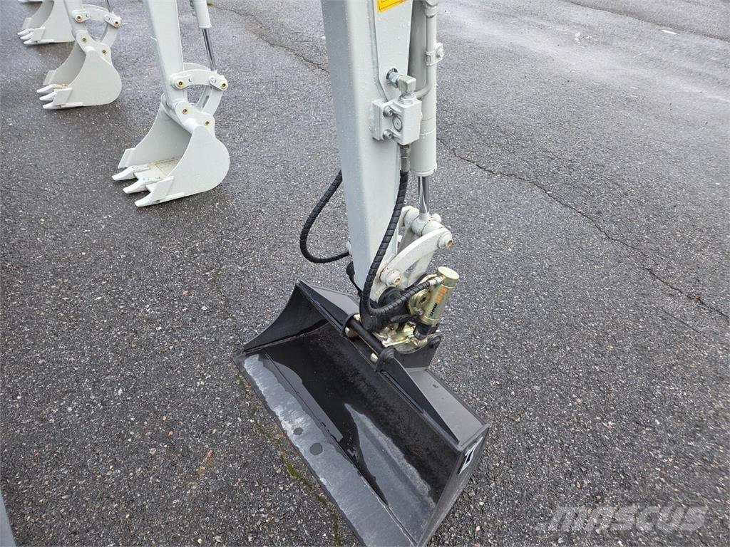 Takeuchi TB210R Minikaivukoneet < 7t