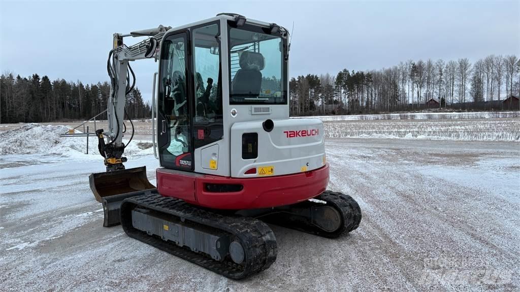 Takeuchi TB257FR Minikaivukoneet < 7t