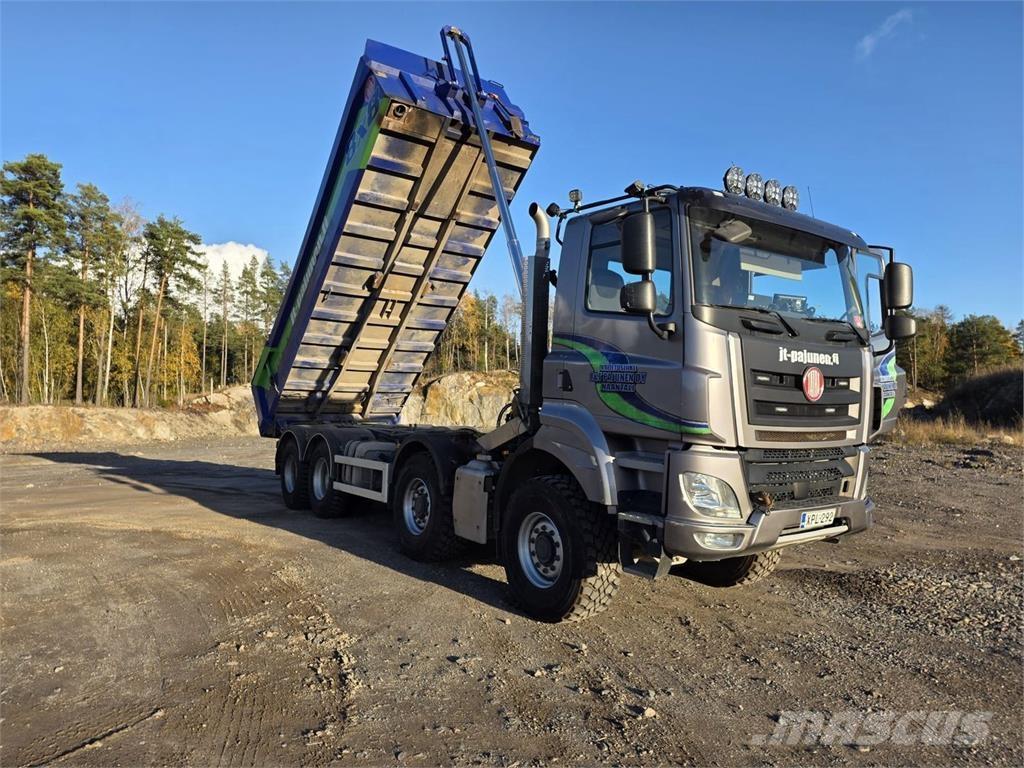 Tatra Phoenix Traktorit