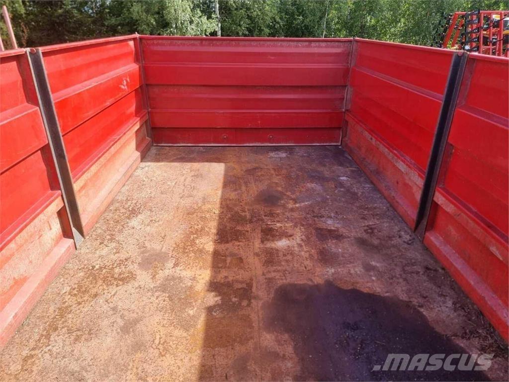 Tuhti M85 Kippiperävaunut