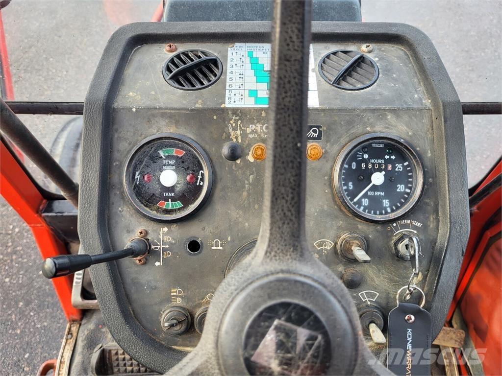 Valmet 604 Traktorit