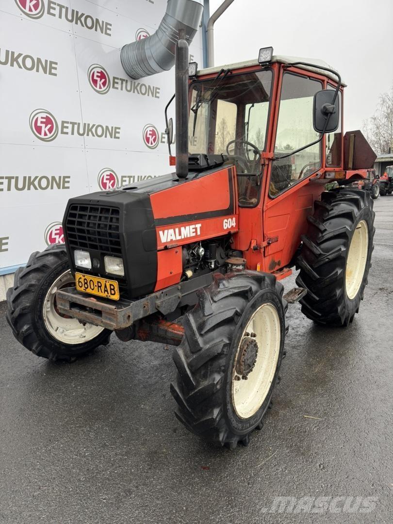 Valmet 604 Traktorit
