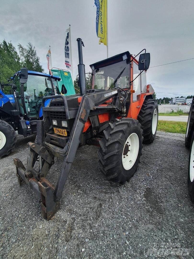 Valmet 605-4 EK Traktorit