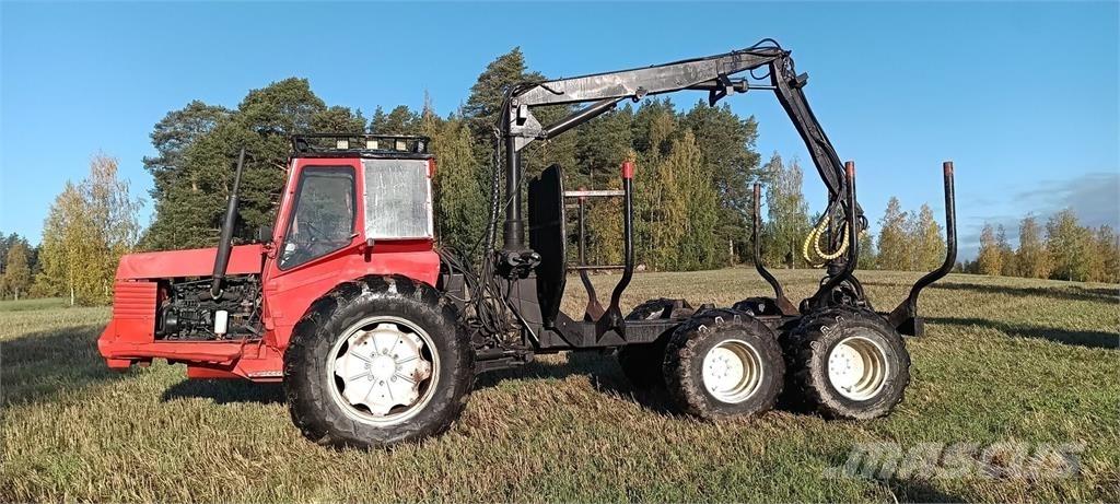 Valmet 702 Kuormatraktorit