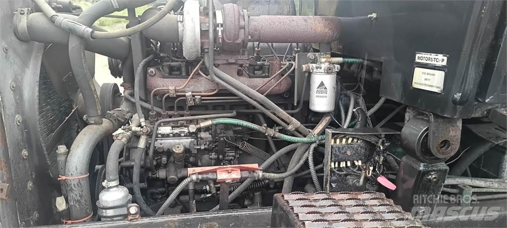 Valmet 836 Kuormatraktorit