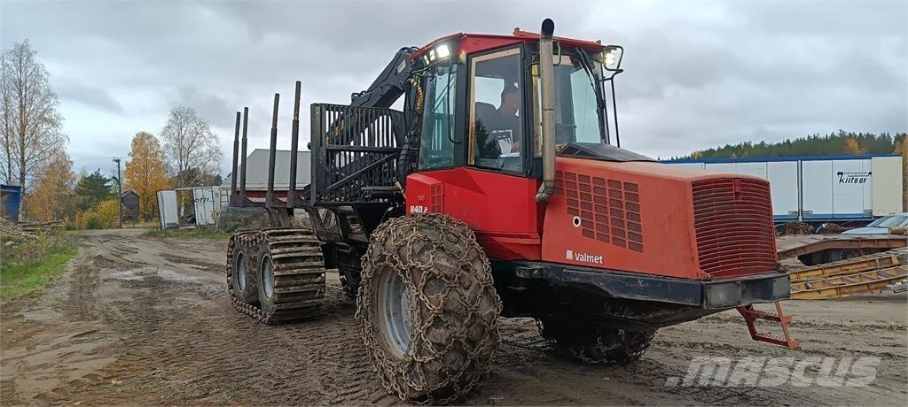 Valmet 840.2 Kuormatraktorit