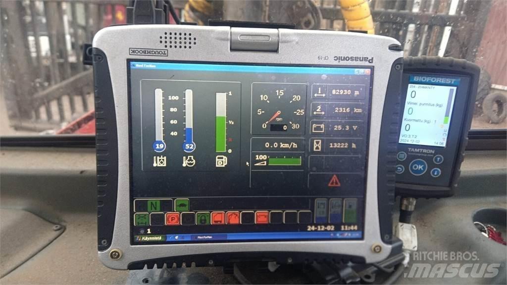 Valmet 840.3 Kuormatraktorit