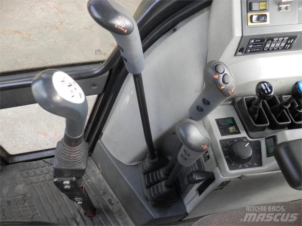 Valmet 8550 Traktorit