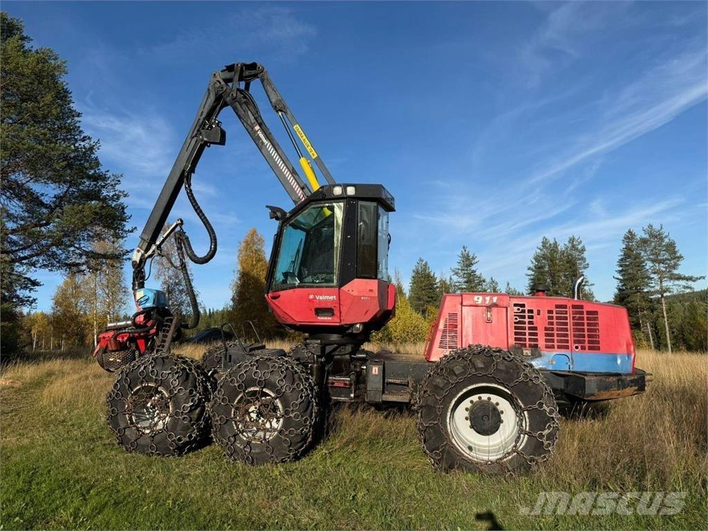 Valmet 911 Harvesterit