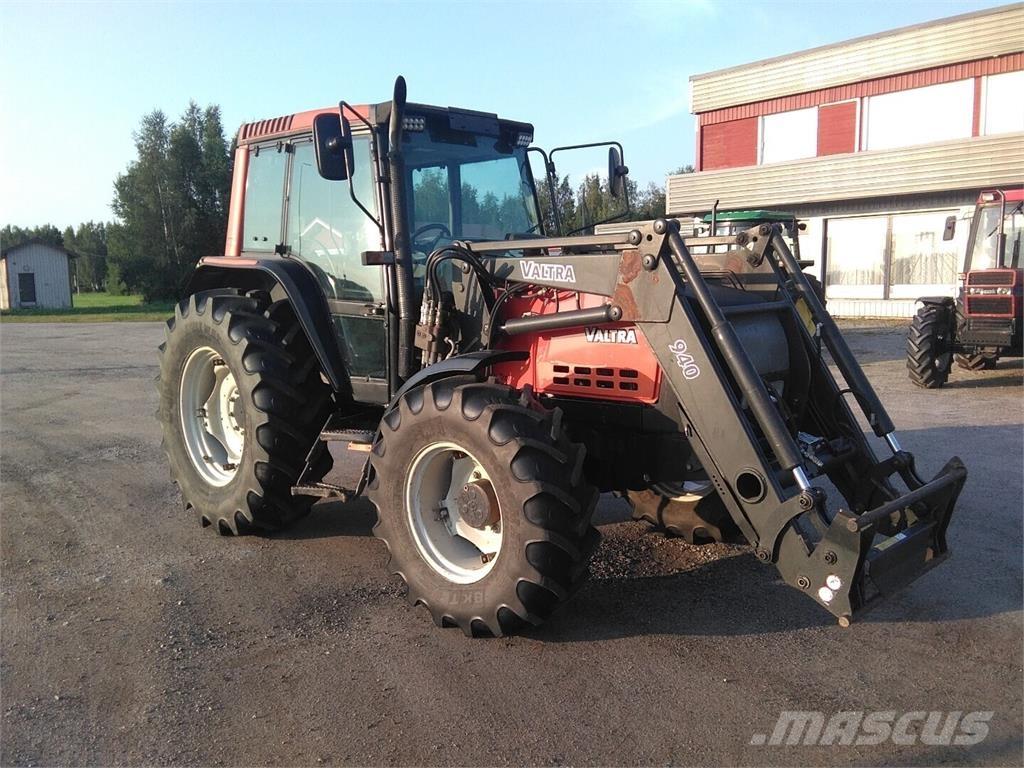 Valtra 6400 Traktorit