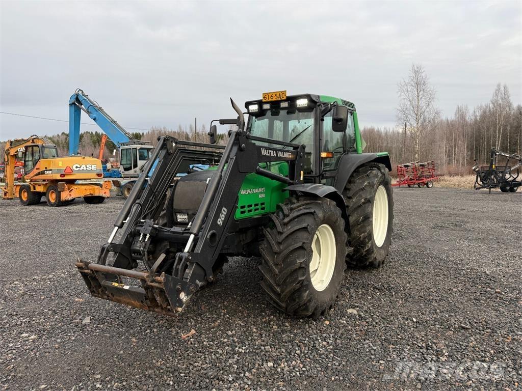 Valtra 6850 Hitec Traktorit